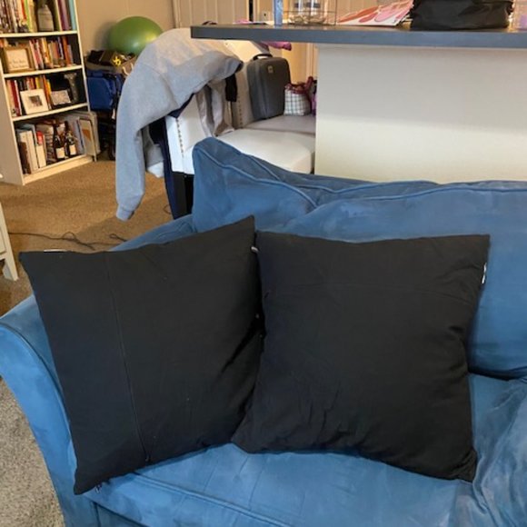 Rodeo Home pair of Black and Silver Greek Key pillows - Picture 4 of 13